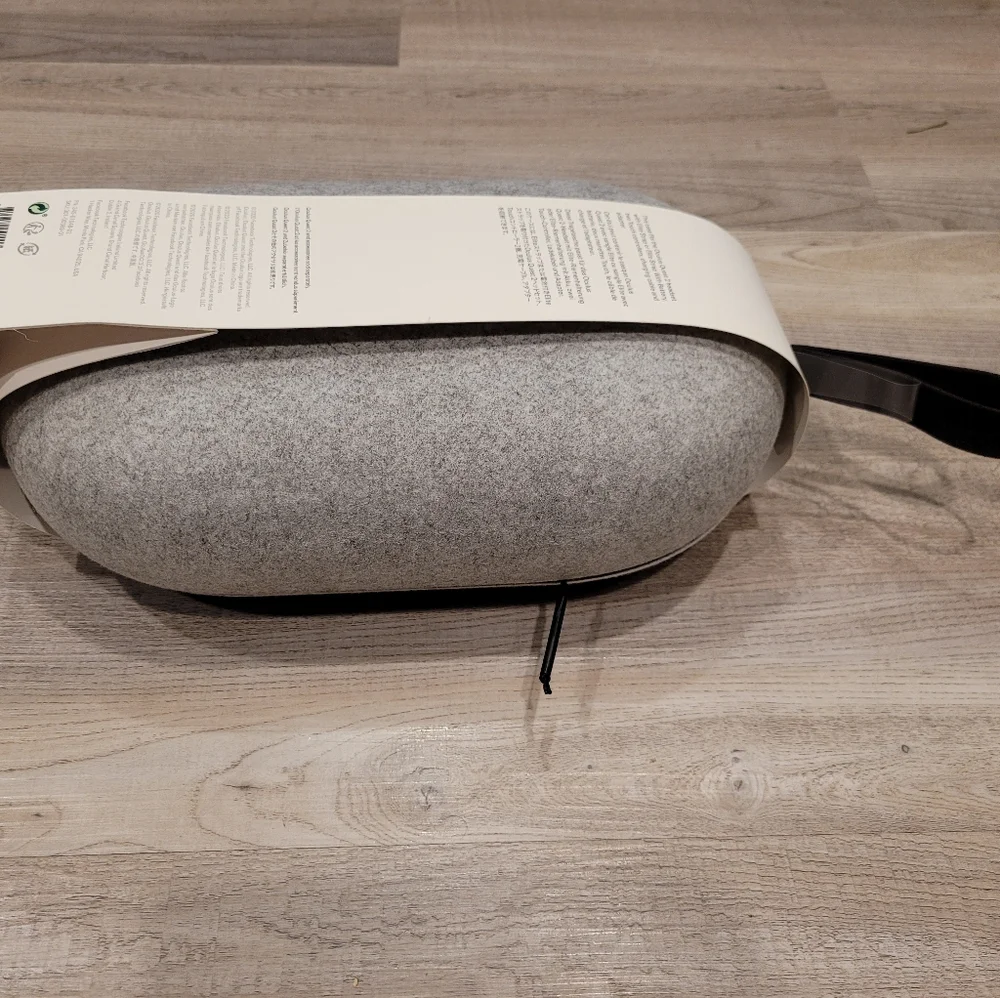 Oculus Quest 2 Gray Carrying Case